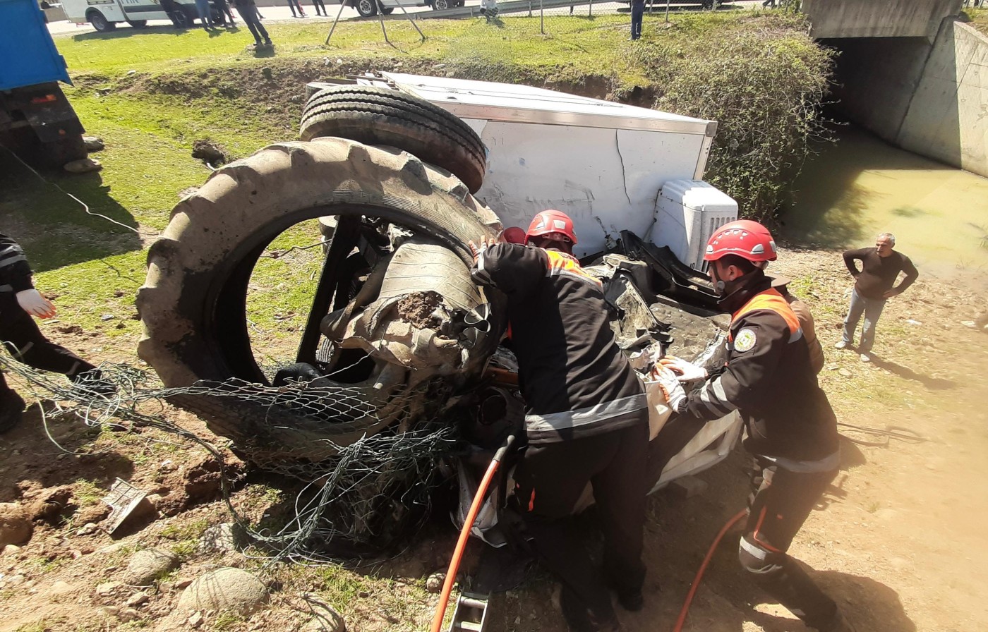 Lənkəranda qəzada xəsarət alanlardan biri öldü - YENİLƏNİB (FOTOLAR)